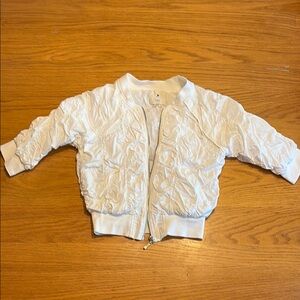 EUC Sz S Forever 21 White Quilted Jacket